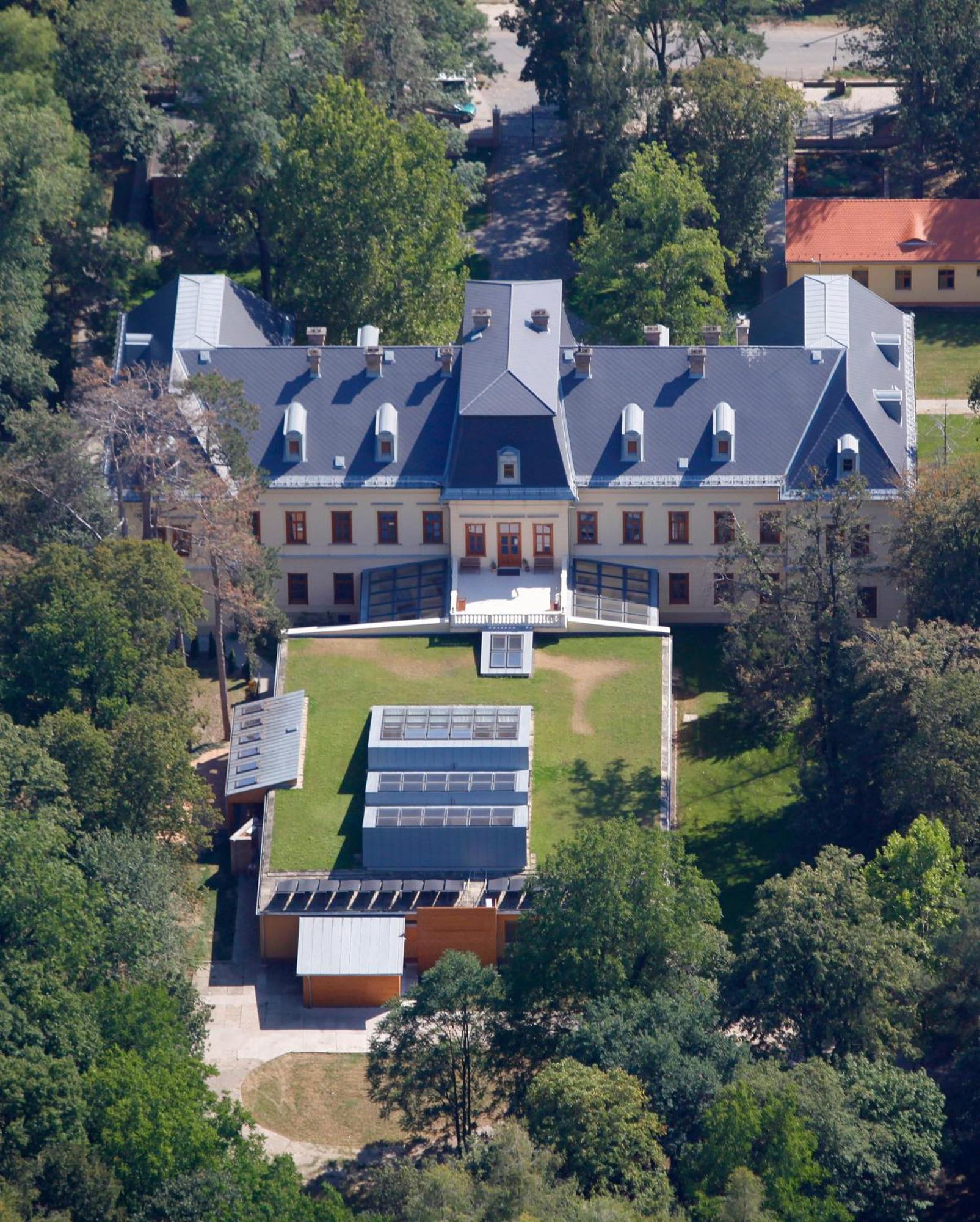 Fonix Wellness Resort Csitar Экстерьер фото