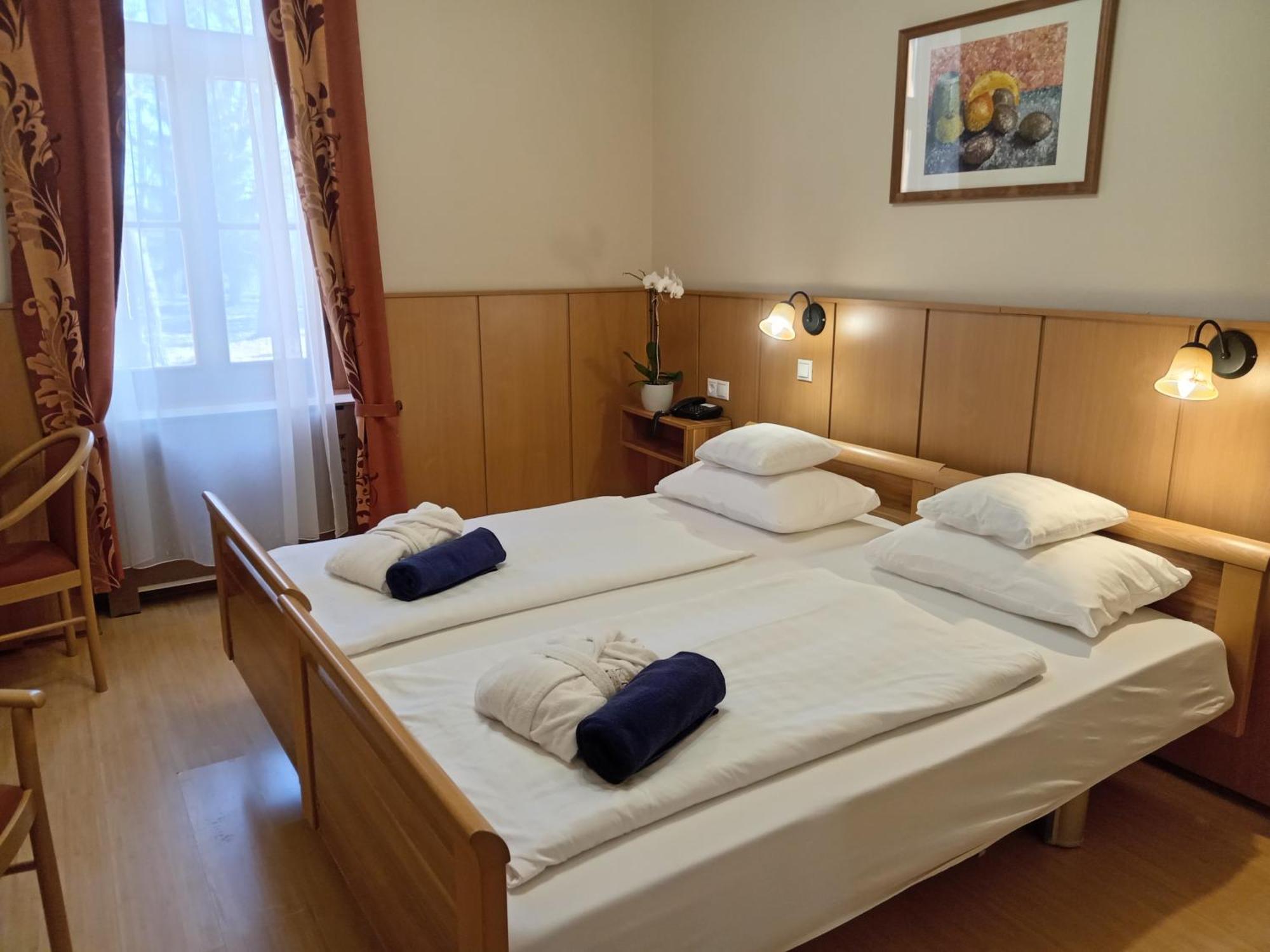 Fonix Wellness Resort Csitar Экстерьер фото