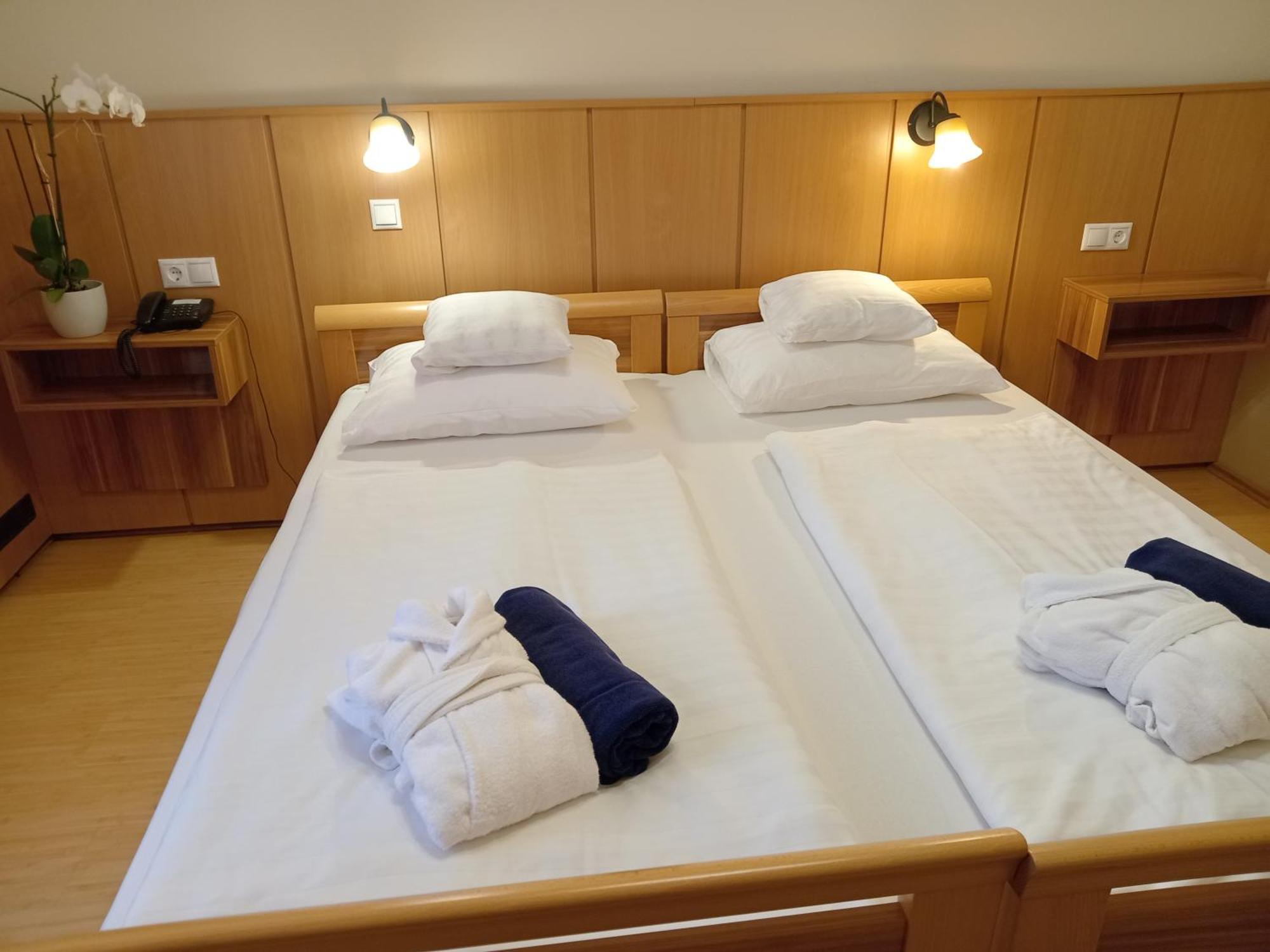 Fonix Wellness Resort Csitar Экстерьер фото