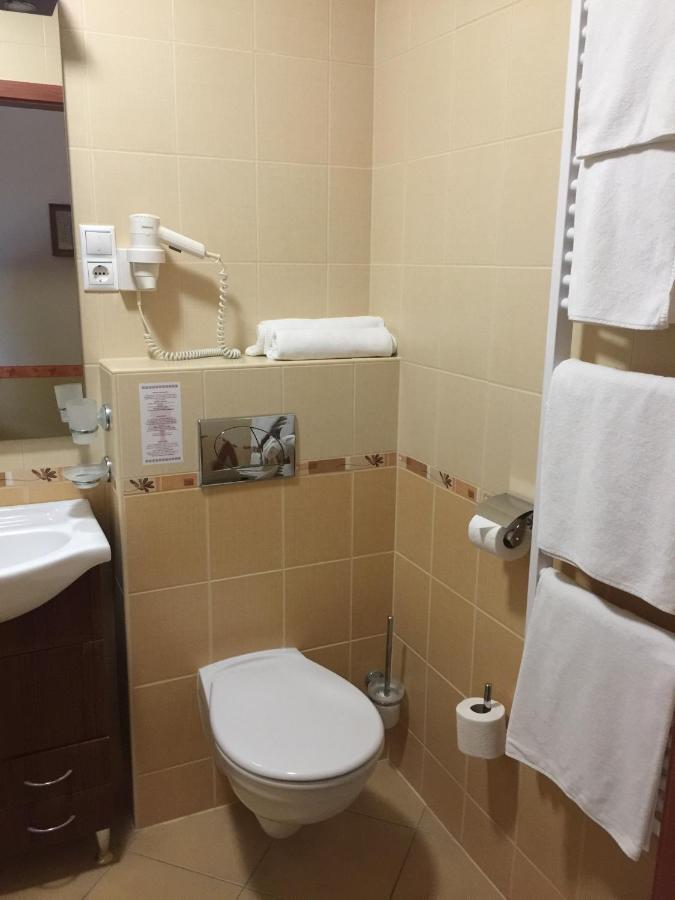 Fonix Wellness Resort Csitar Экстерьер фото